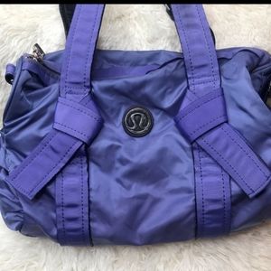 Lululemon periwinkle blue/purple sample colour bag
